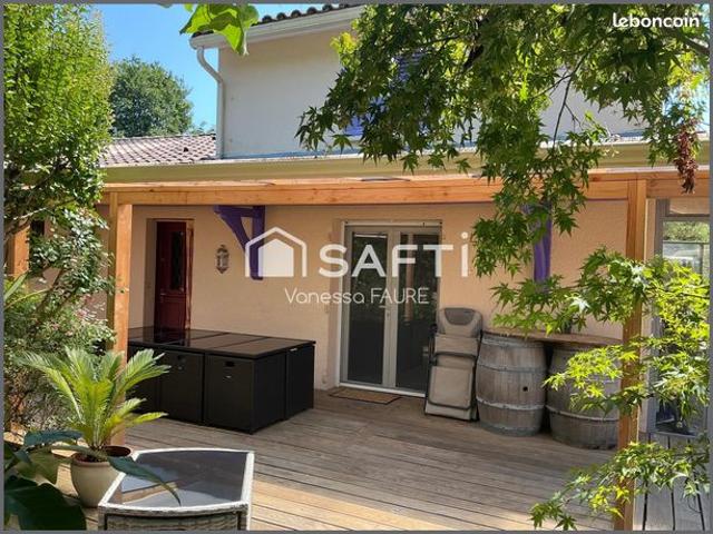 Propriété 5 pièces 139 m²