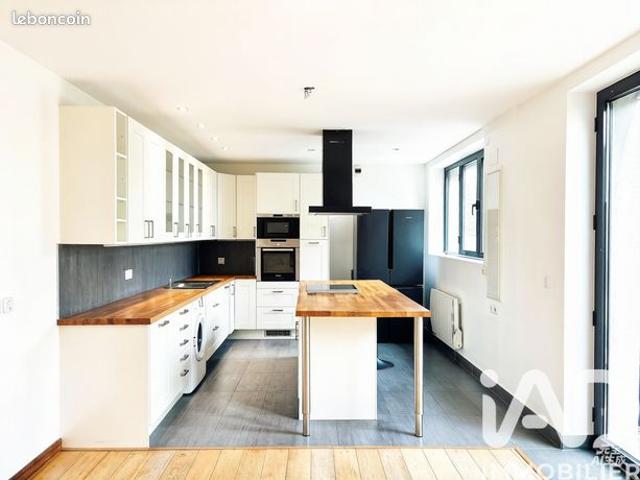 Propriété 5 pièces 139 m²