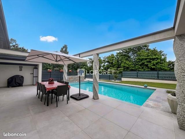 Propriété 5 pièces 139 m²