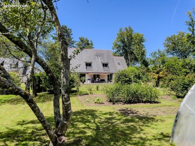 Propriété 5 pièces 130 m²