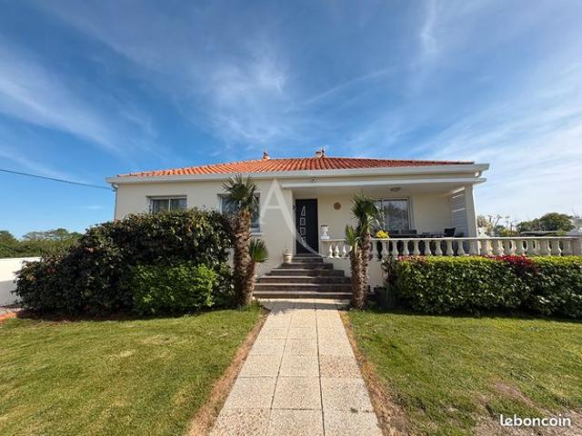 Propriété 5 pièces 130 m²