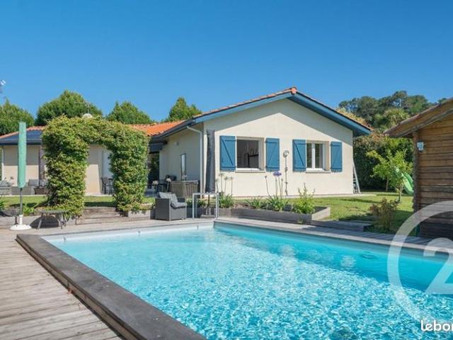 Propriété 5 pièces 130 m²