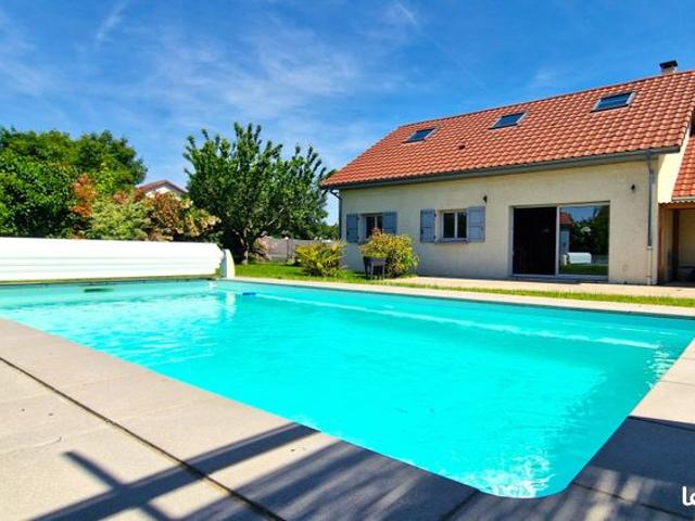 Propriété 5 pièces 130 m²