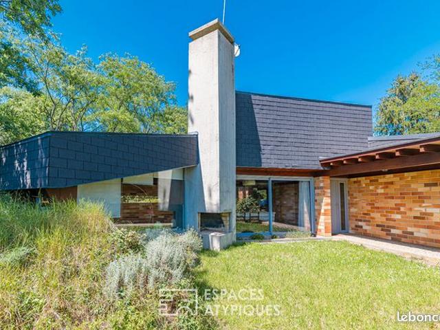 Propriété 5 pièces 144 m²