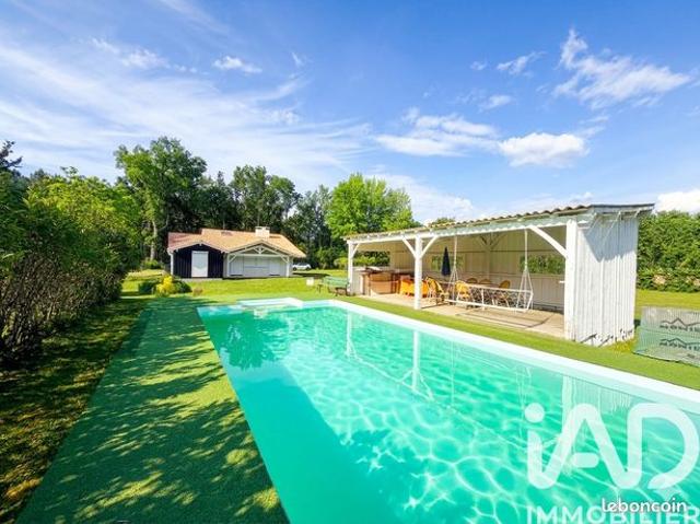 Propriété 5 pièces 130 m²
