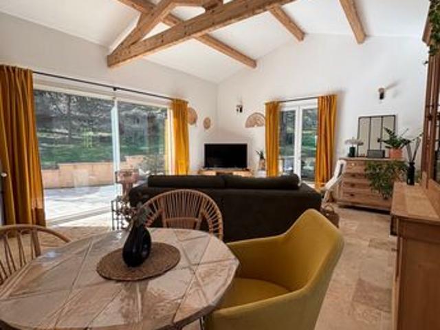 Propriété 5 pièces 130 m²