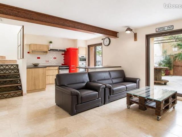Propriété 5 pièces 130 m²