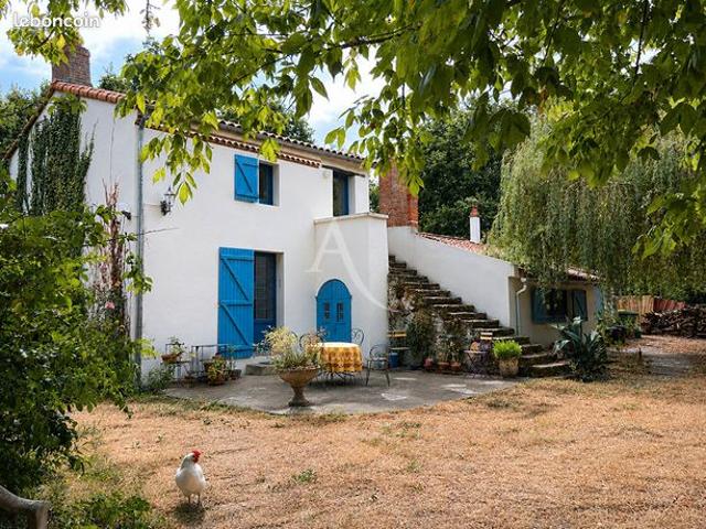 Propriété 5 pièces 130 m²