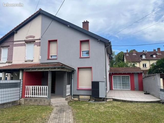 Propriété 5 pièces 130 m²