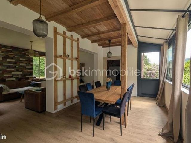 Propriété 5 pièces 130 m²