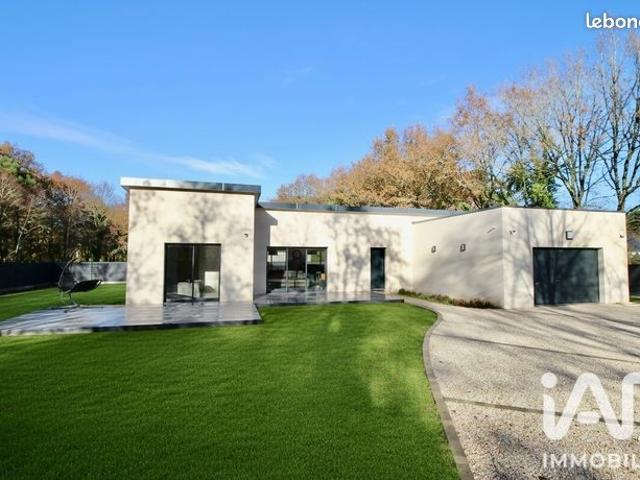 Propriété 5 pièces 131 m²
