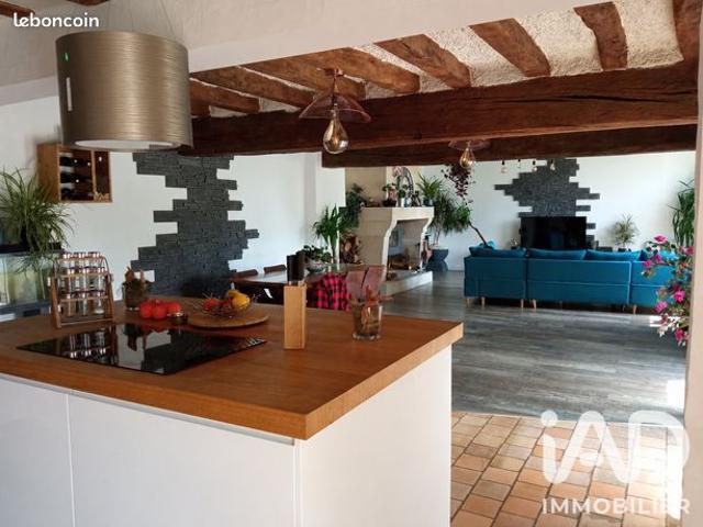 Propriété 5 pièces 131 m²