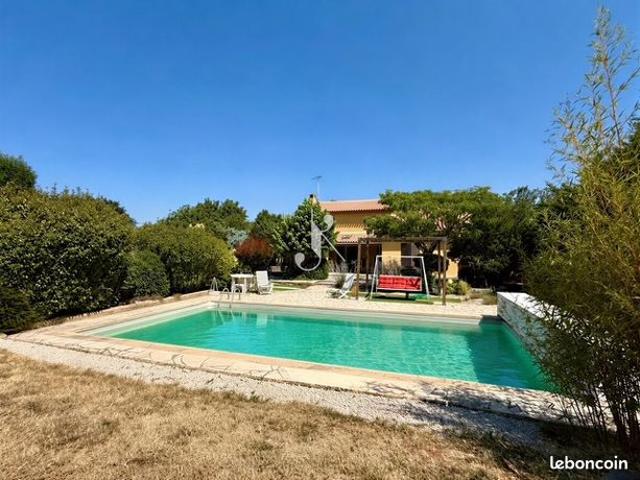Propriété 5 pièces 132 m²