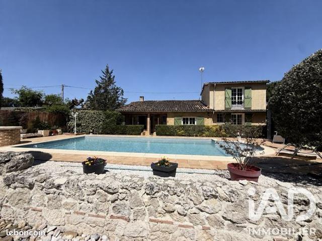 Propriété 5 pièces 132 m²