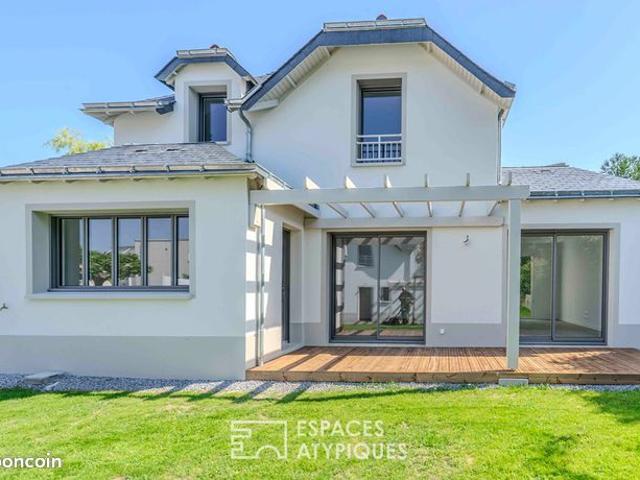 Propriété 5 pièces 132 m²
