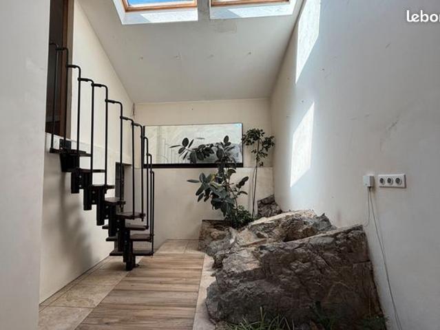 Propriété 5 pièces 132 m²