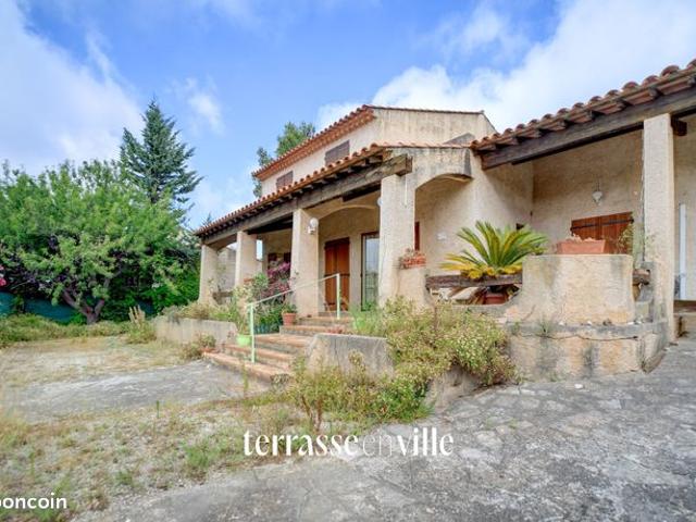 Propriété 5 pièces 133 m²