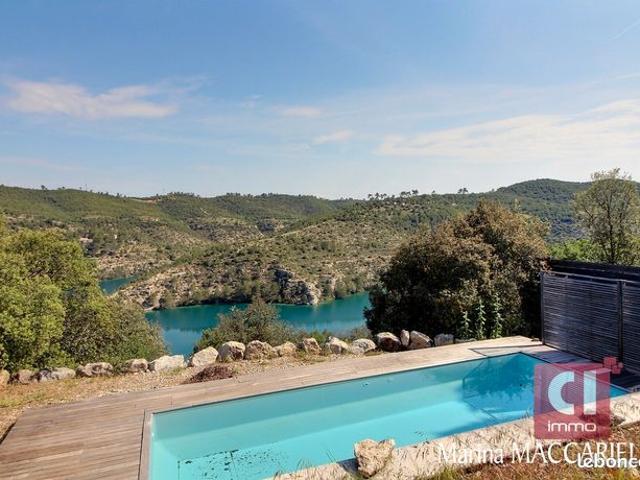 Propriété 5 pièces 133 m²