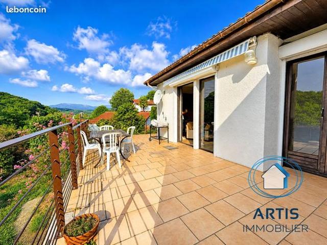 Propriété 5 pièces 133 m²