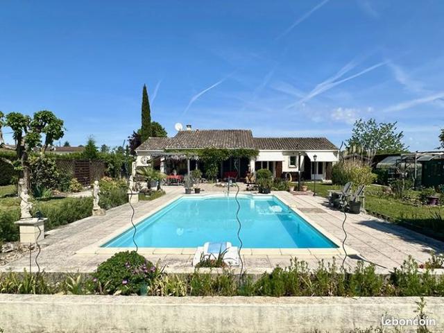 Propriété 5 pièces 144 m²