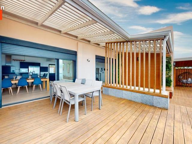 Propriété 5 pièces 144 m²