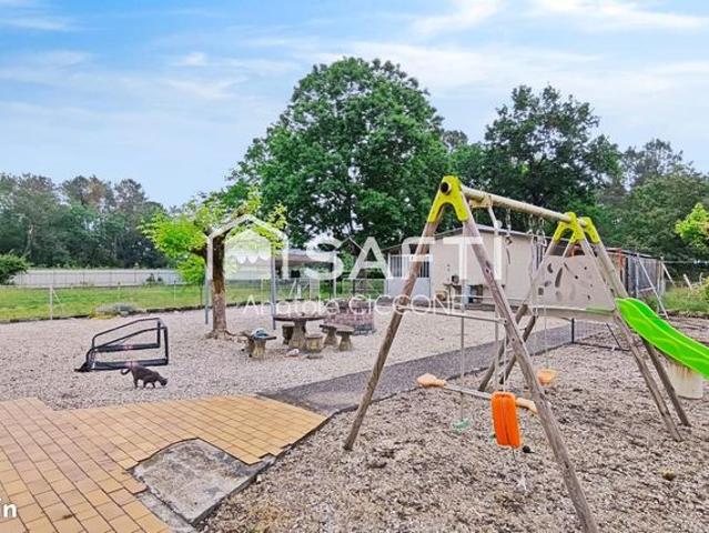 Propriété 5 pièces 144 m²
