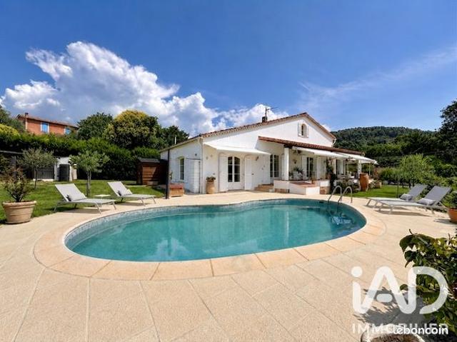 Propriété 5 pièces 144 m²