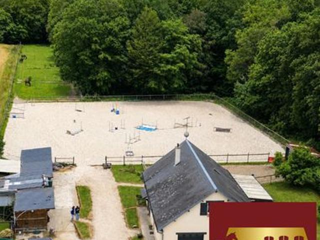 Propriété 5 pièces 144 m²