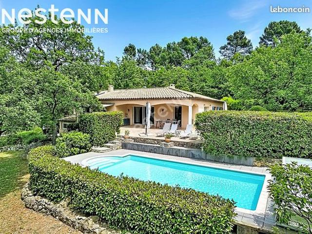 Propriété 5 pièces 145 m²