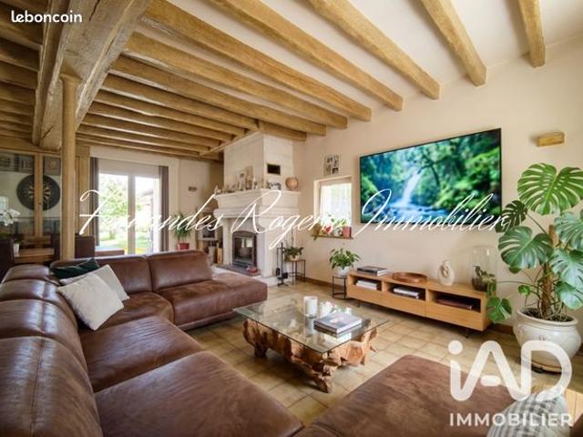 Propriété 5 pièces 145 m²