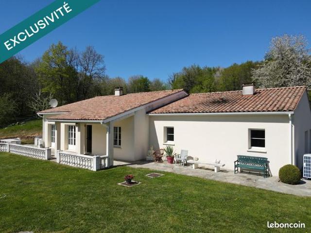 Propriété 5 pièces 145 m²