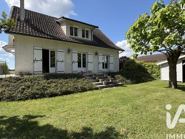 Propriété 5 pièces 145 m²