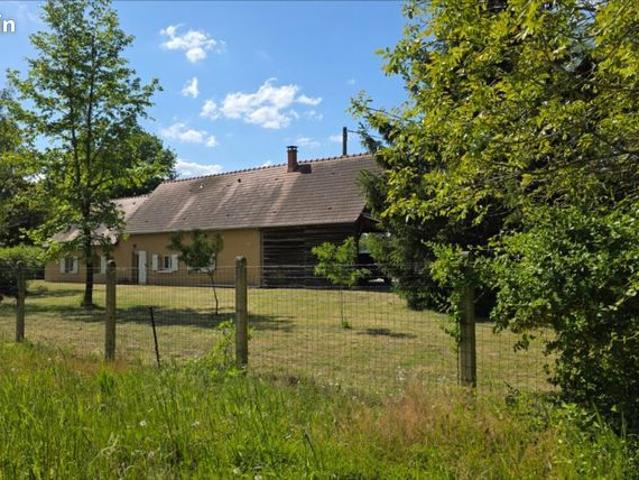 Propriété 5 pièces 145 m²