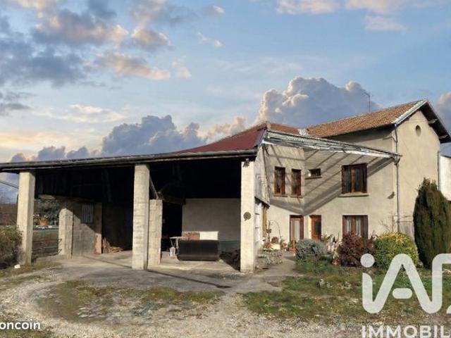 Propriété 5 pièces 145 m²