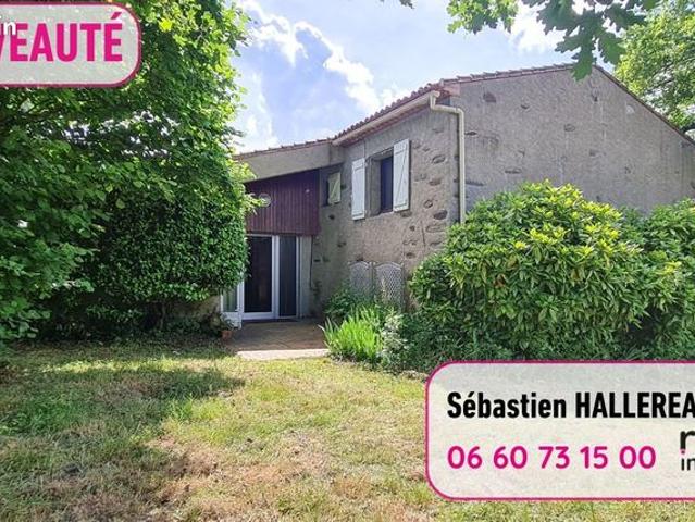 Propriété 5 pièces 145 m²