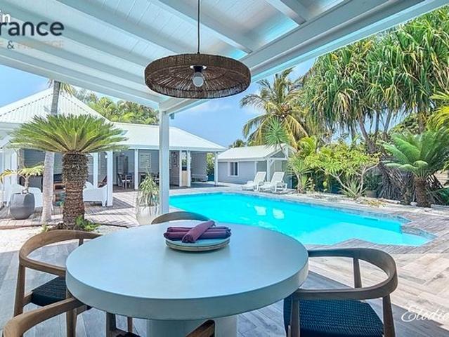 Propriété 5 pièces 145 m²
