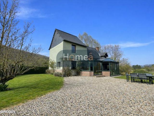 Propriété 5 pièces 145 m²