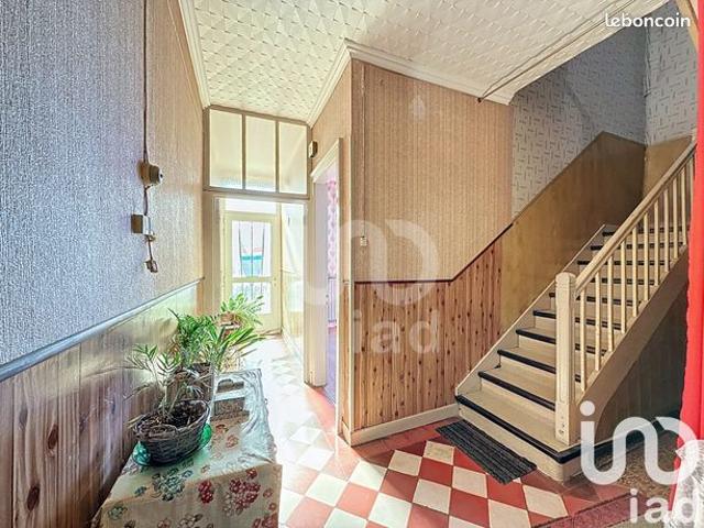 Propriété 5 pièces 145 m²