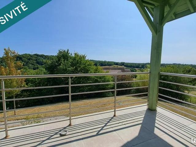 Propriété 5 pièces 145 m²