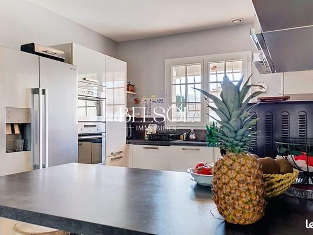 Propriété 5 pièces 146 m²