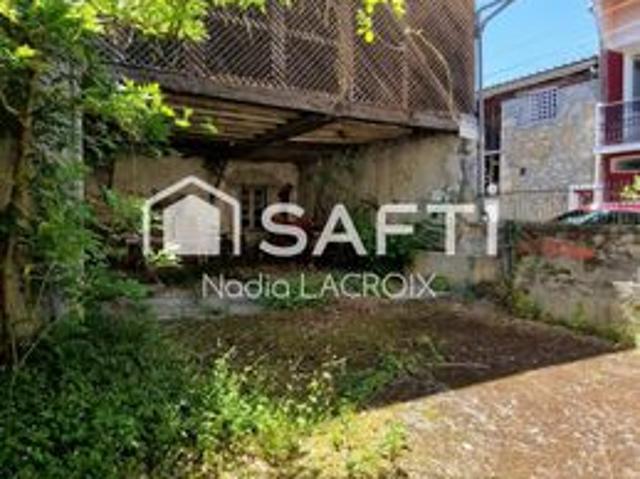 Propriété 5 pièces 146 m²