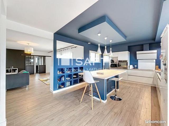 Propriété 5 pièces 146 m²