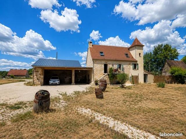 Propriété 5 pièces 146 m²