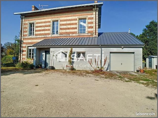 Propriété 5 pièces 147 m²
