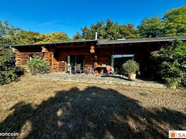 Propriété 5 pièces 148 m²