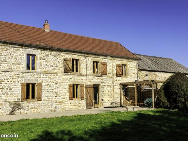 Propriété 5 pièces 148 m²
