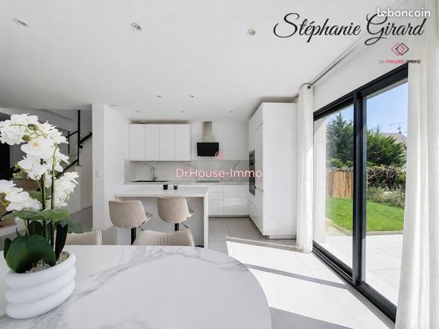 Propriété 5 pièces 149 m²