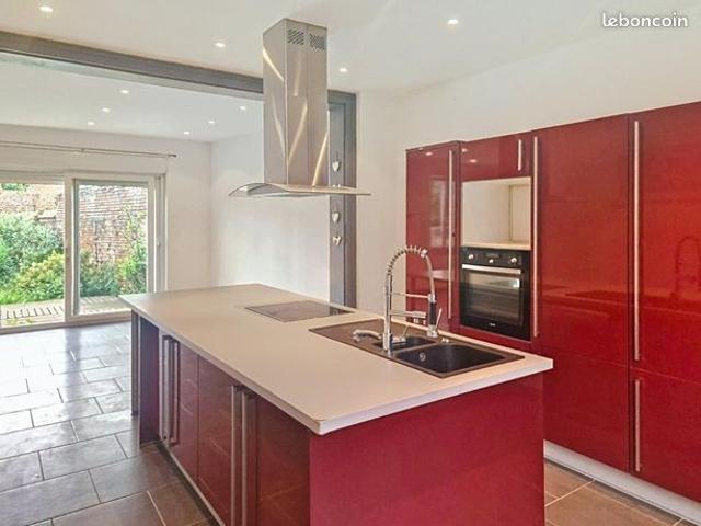Propriété 5 pièces 149 m²