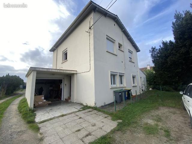 Propriété 5 pièces 149 m²