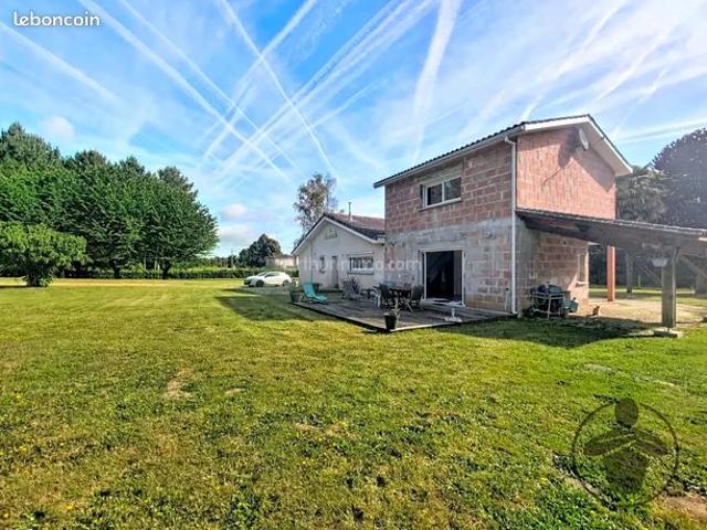 Propriété 5 pièces 149 m²